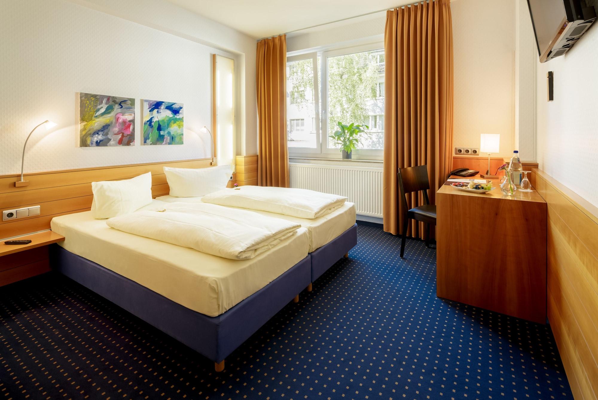 Messehotel Koeln-Deutz 外观 照片