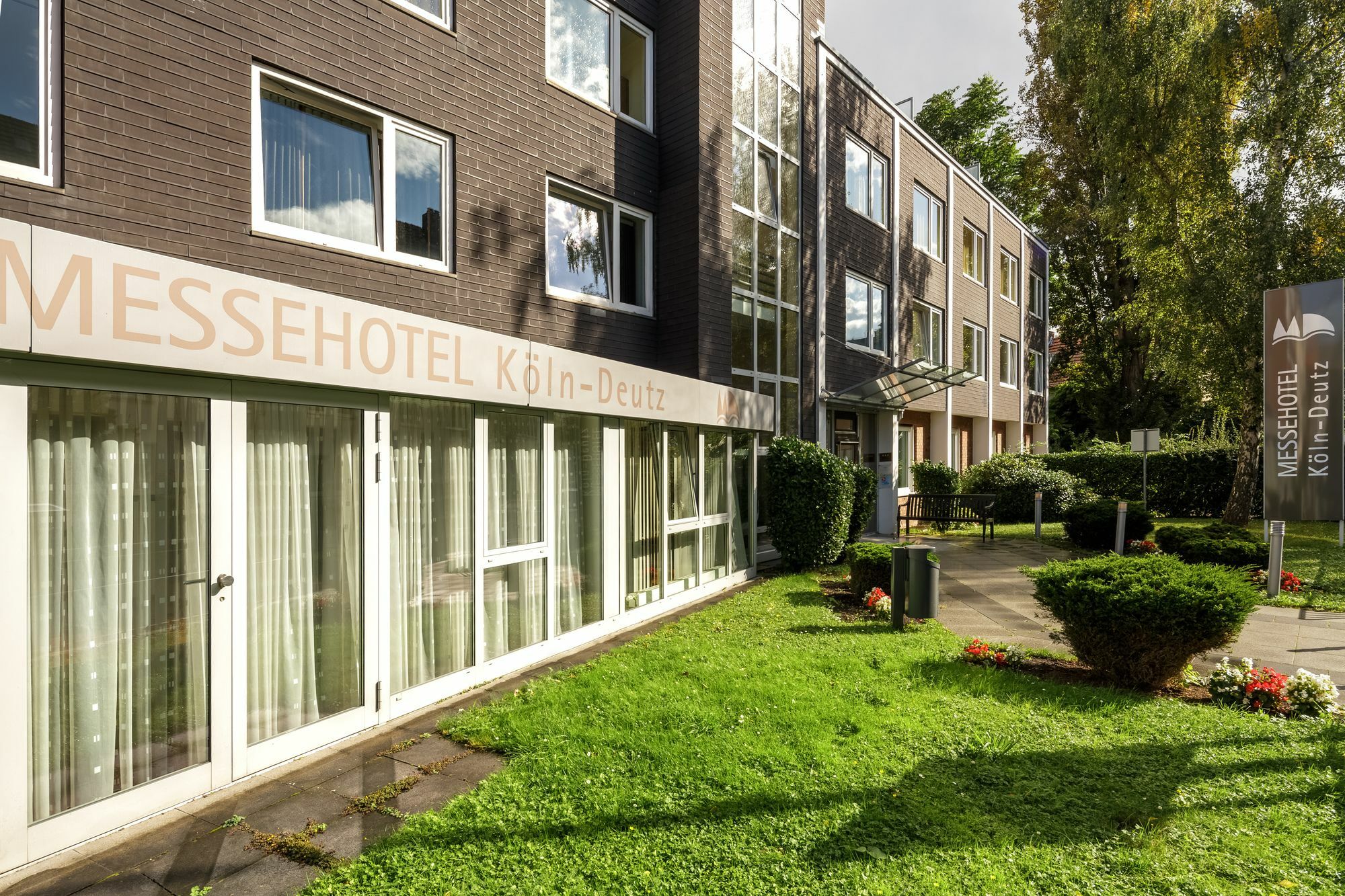Messehotel Koeln-Deutz 外观 照片